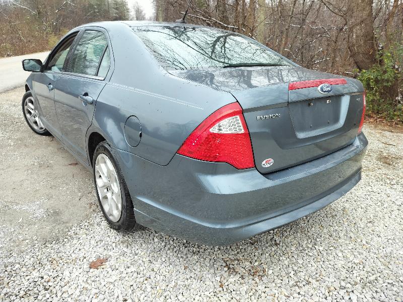 Ford Fusion I4 SE 2011