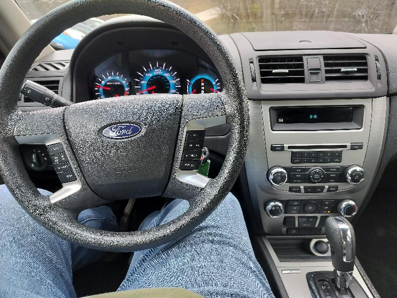 Ford Fusion I4 SE 2011