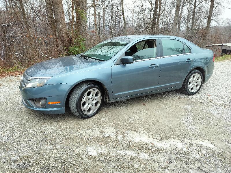 Ford Fusion I4 SE 2011