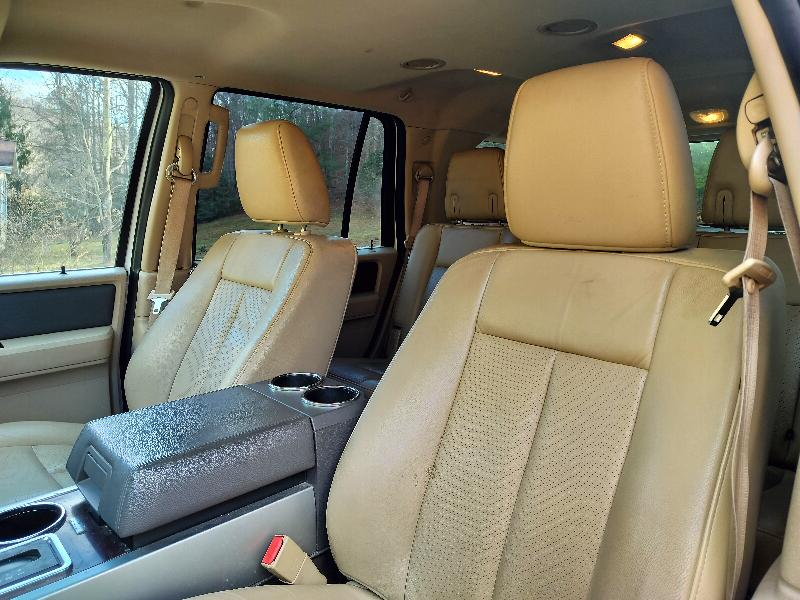 Ford Expedition XLT 4WD 2014