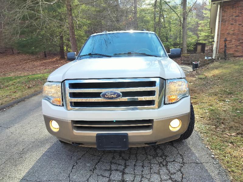 Ford Expedition XLT 4WD 2014