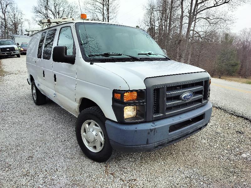 Ford Econoline E-250 2013