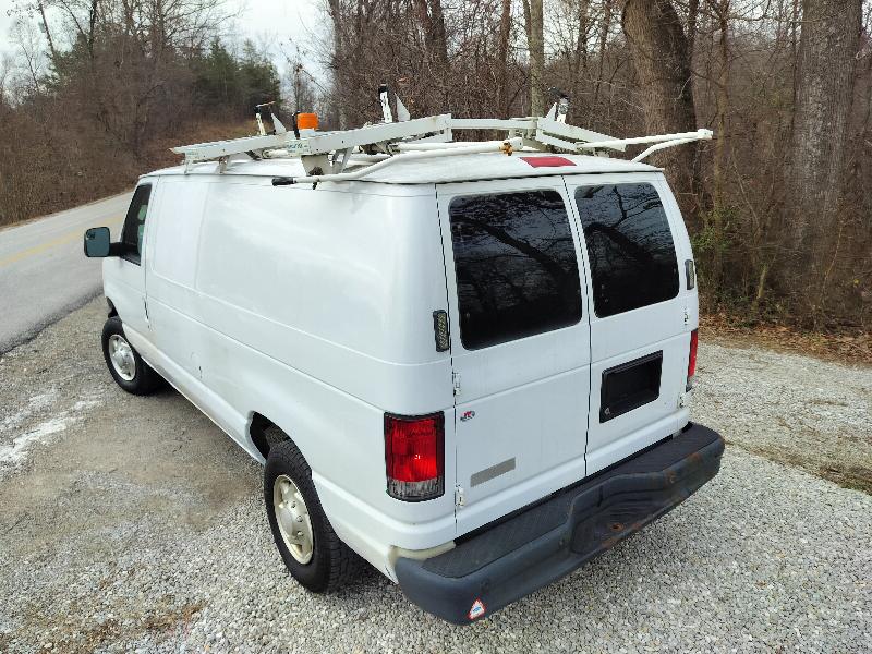 Ford Econoline E-250 2013