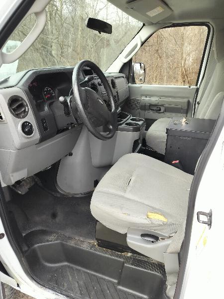 Ford Econoline E-250 2013
