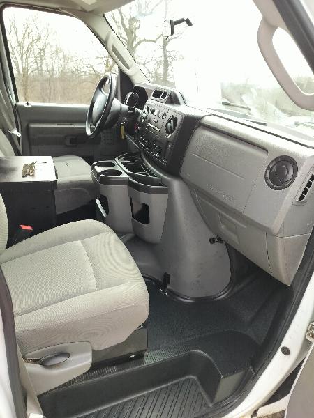 Ford Econoline E-250 2013