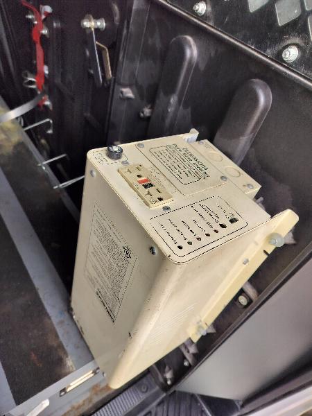 Ford Econoline E-250 2013