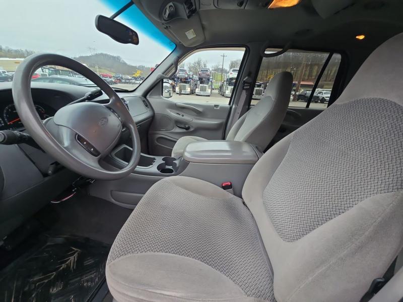 Ford Expedition XLT 4WD 2000