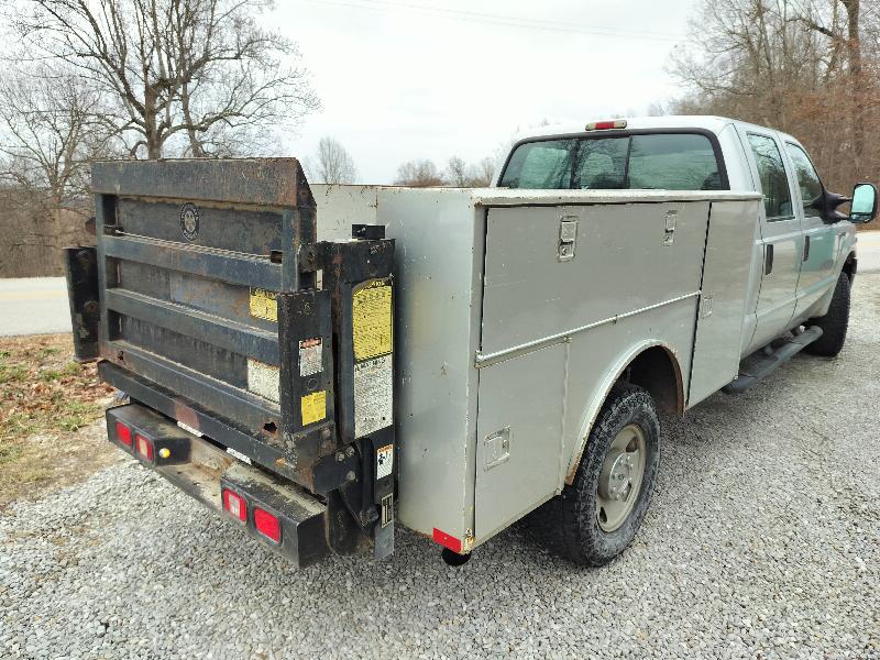 Ford F-350 SD XLT Crew Cab Long Bed 4WD 2006