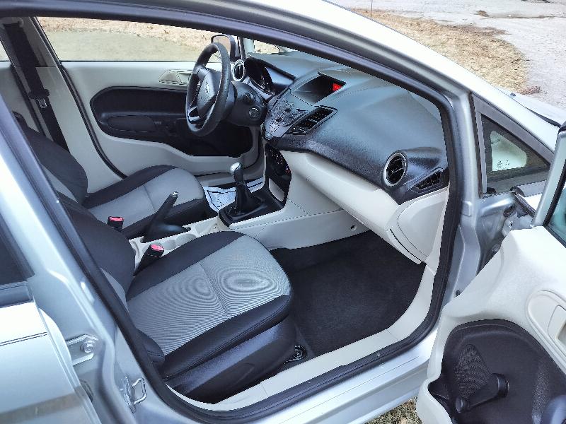 Ford Fiesta S Sedan 2013