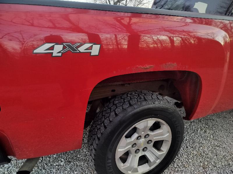 Chevrolet Silverado 1500 LS Extended Cab 4WD 2011