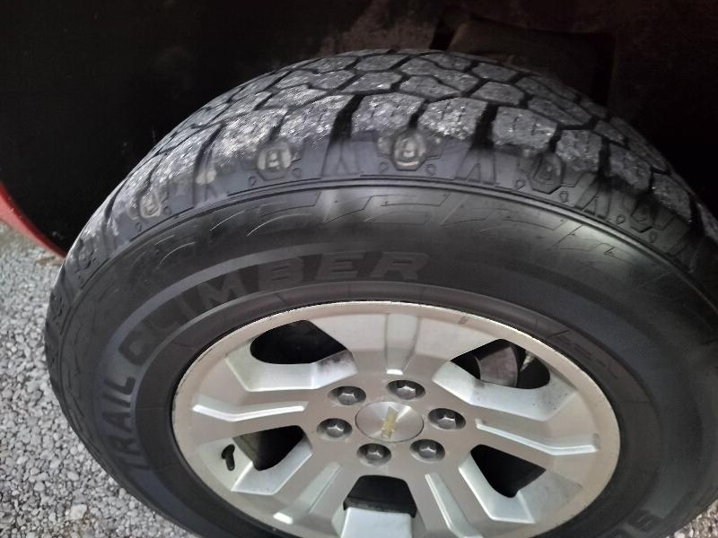 Chevrolet Silverado 1500 LS Extended Cab 4WD 2011