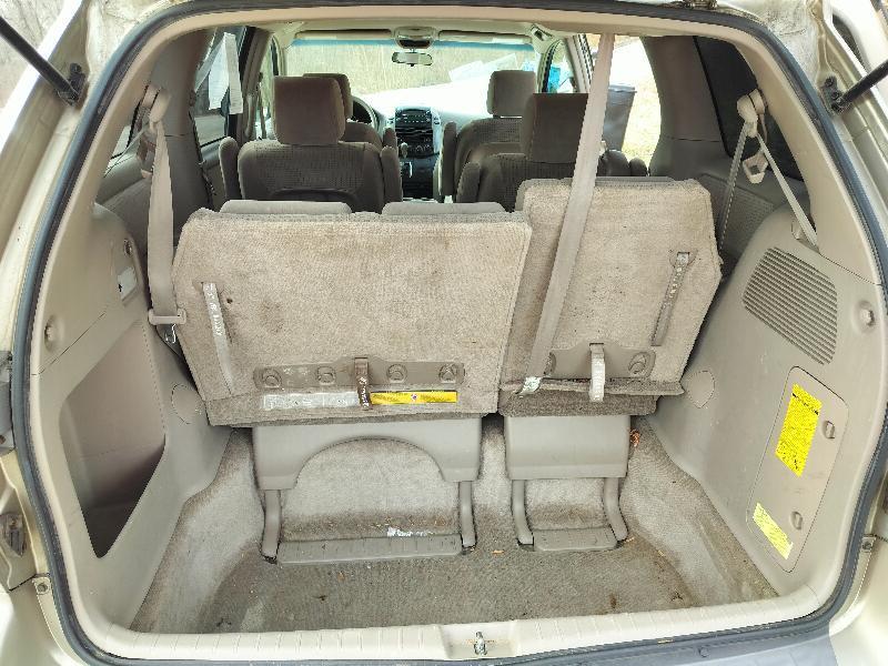 Toyota Sienna LE 7-Passenger 2006