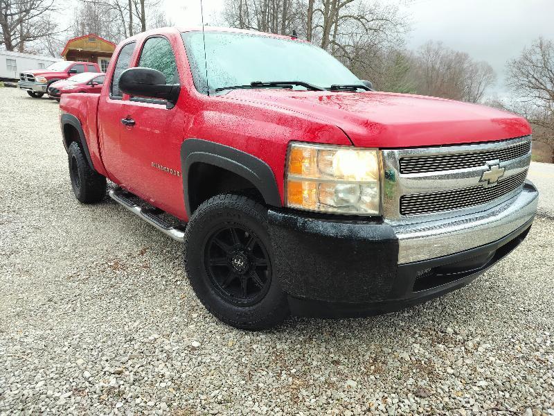 Chevrolet Silverado 1500 Work Truck Ext. Cab Long Box 2WD 2009