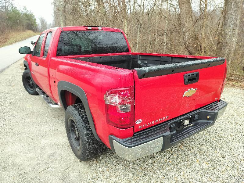 Chevrolet Silverado 1500 Work Truck Ext. Cab Long Box 2WD 2009