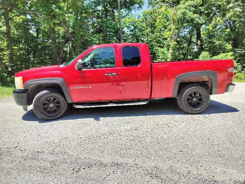 Chevrolet Silverado 1500 Work Truck Ext. Cab Long Box 2WD 2009