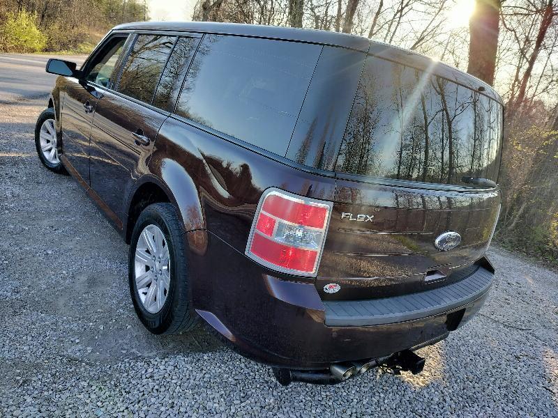 Ford Flex SE FWD 2011
