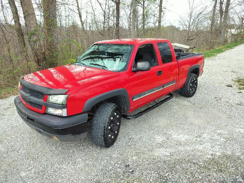 Chevrolet Silverado 1500 LT Ext. Cab Long Bed 4WD 2004