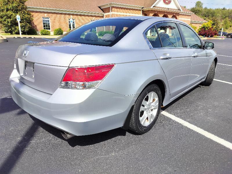 Honda Accord LX-P Sedan AT 2009