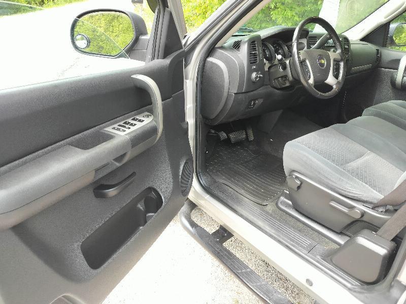Chevrolet Silverado 1500 Work Truck Ext. Cab Std. Box 4WD 2008