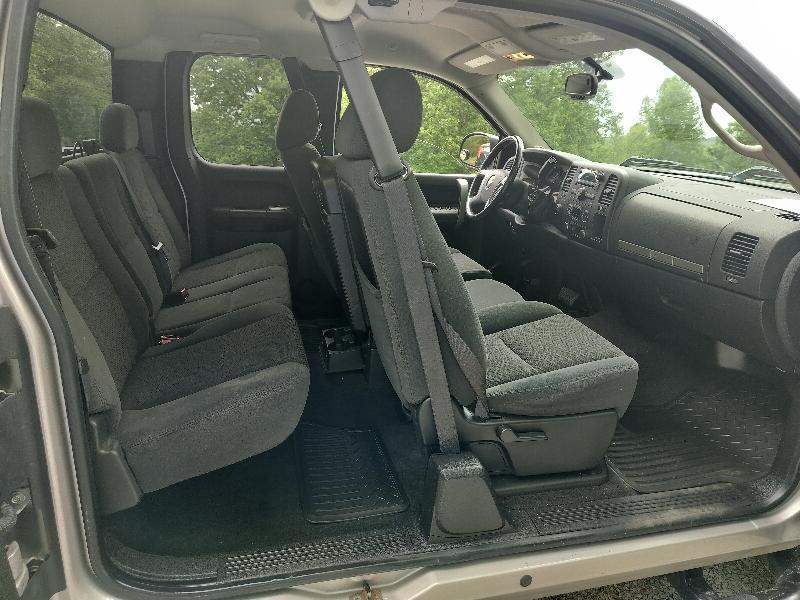 Chevrolet Silverado 1500 Work Truck Ext. Cab Std. Box 4WD 2008