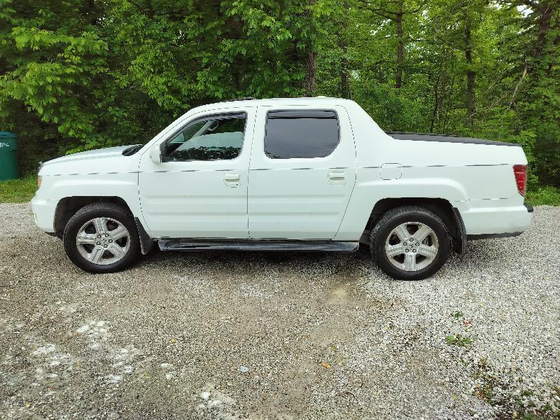 Honda Ridgeline RTL w/ Navigation 2011