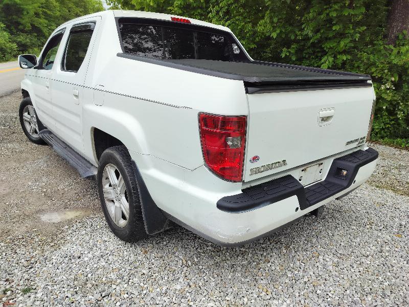 Honda Ridgeline RTL w/ Navigation 2011
