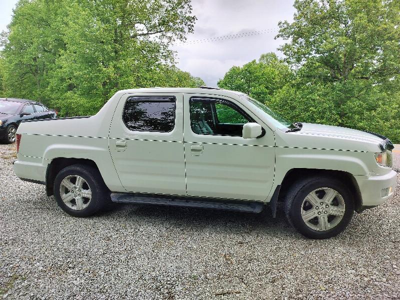 Honda Ridgeline RTL w/ Navigation 2011