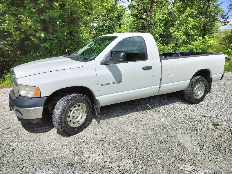 Dodge Ram 1500 Laramie Long Bed 4WD 2005