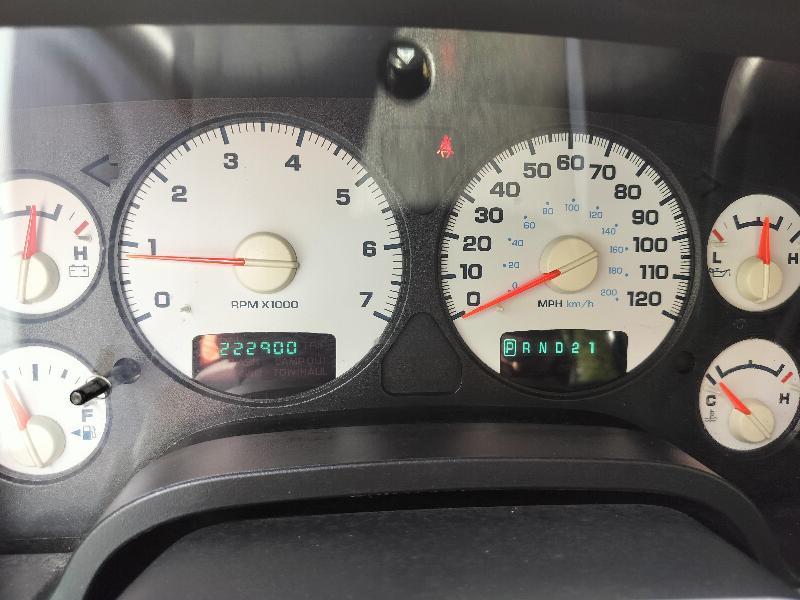 Dodge Ram 1500 Laramie Long Bed 4WD 2005
