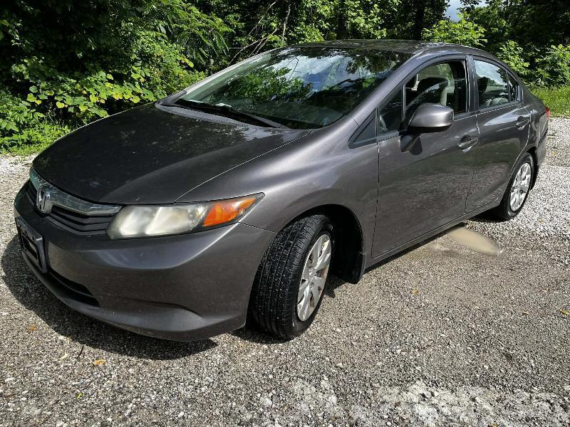 Honda Civic 4dr Sdn LX Auto 2012