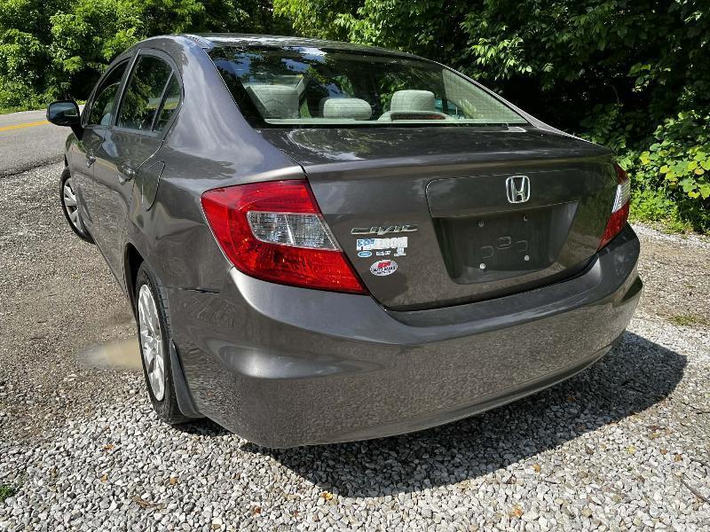 Honda Civic 4dr Sdn LX Auto 2012