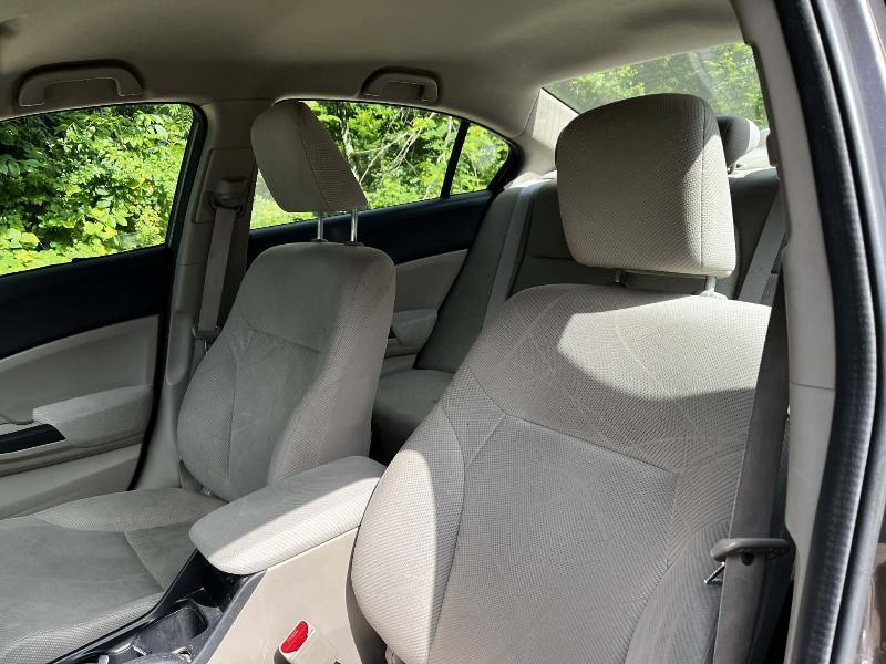 Honda Civic 4dr Sdn LX Auto 2012