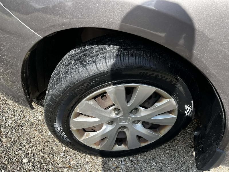 Honda Civic 4dr Sdn LX Auto 2012