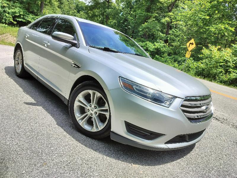 Ford Taurus SEL AWD 2015