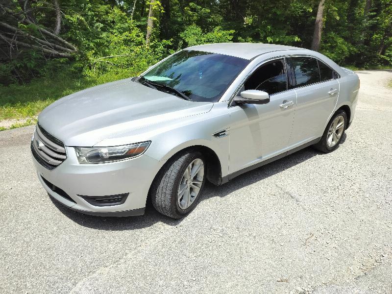 Ford Taurus SEL AWD 2015