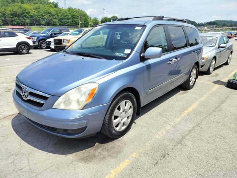 Hyundai Entourage GLS 2008