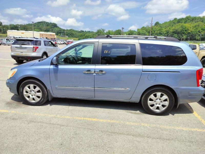 Hyundai Entourage GLS 2008