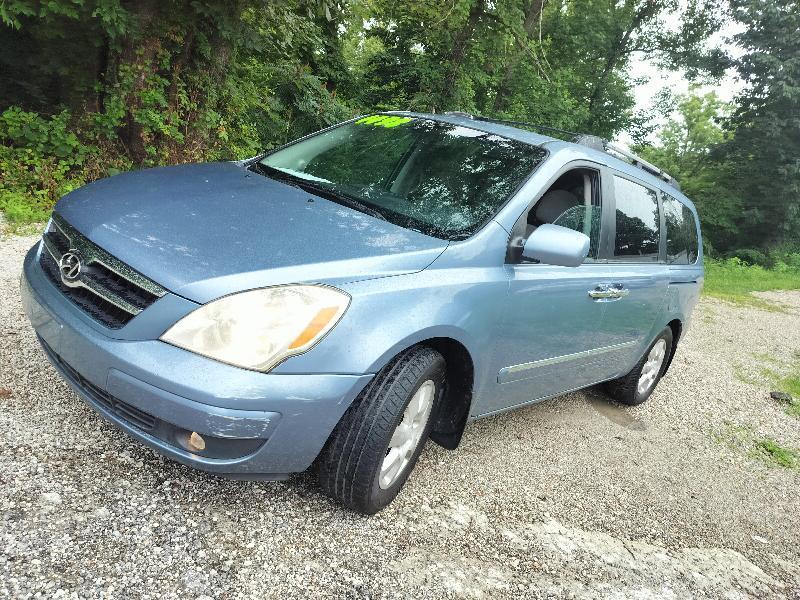 Hyundai Entourage GLS 2008