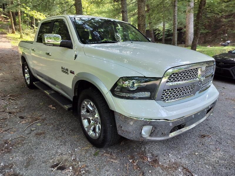 RAM 1500 Laramie Crew Cab SWB 4WD 2017