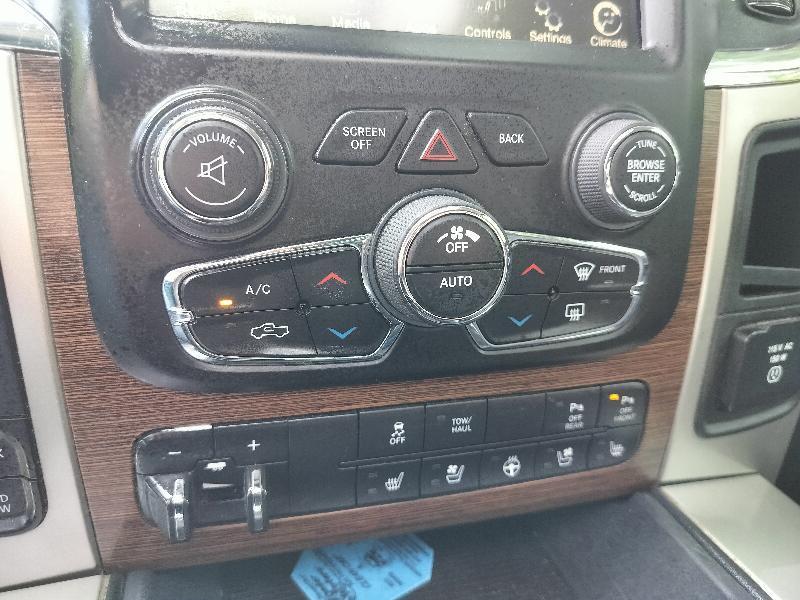 RAM 1500 Laramie Crew Cab SWB 4WD 2017