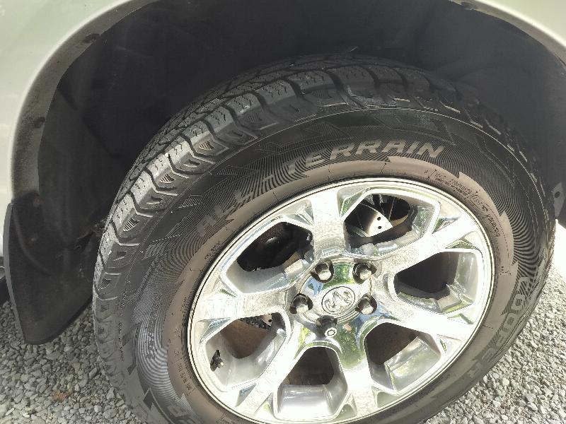 RAM 1500 Laramie Crew Cab SWB 4WD 2017