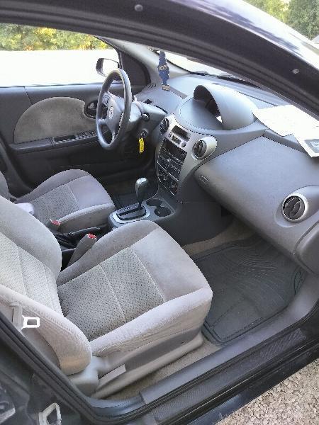 Saturn ION 3 Sedan Automatic 2007