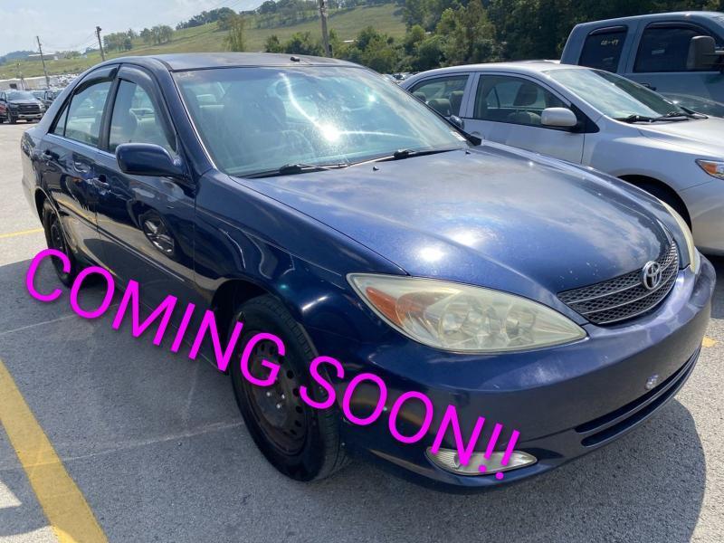 Toyota Camry Standard 2004