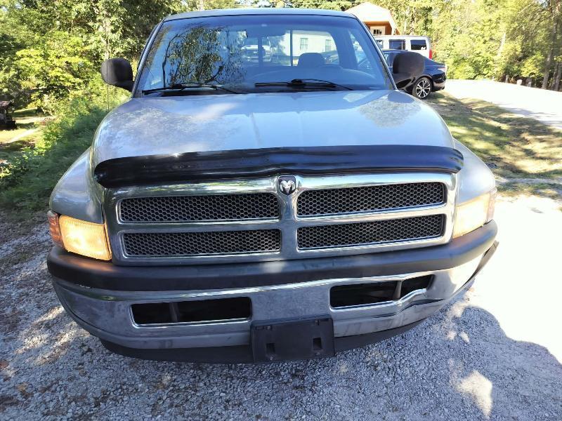 Dodge Ram 1500 Reg. Cab Short Bed 2WD 2001