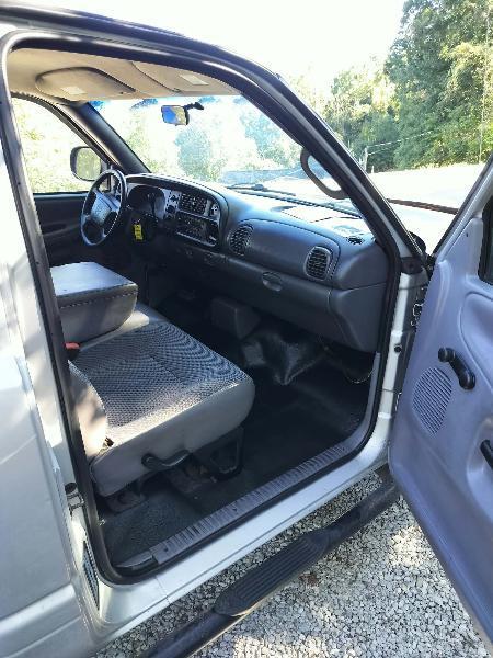 Dodge Ram 1500 Reg. Cab Short Bed 2WD 2001