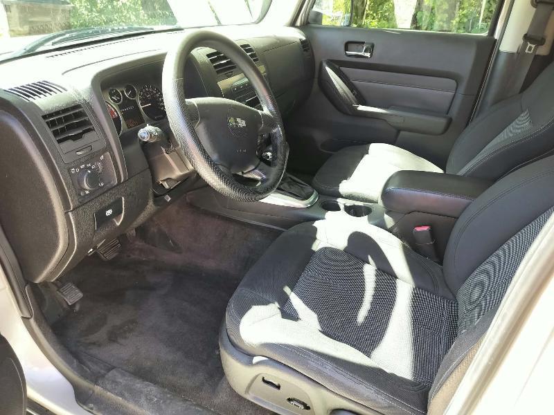HUMMER H3 Base 2009