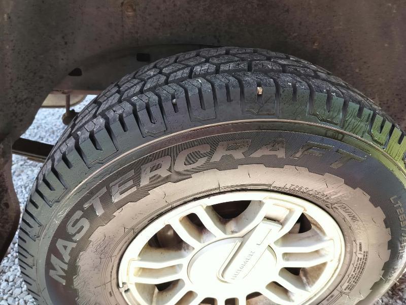 HUMMER H3 Base 2009