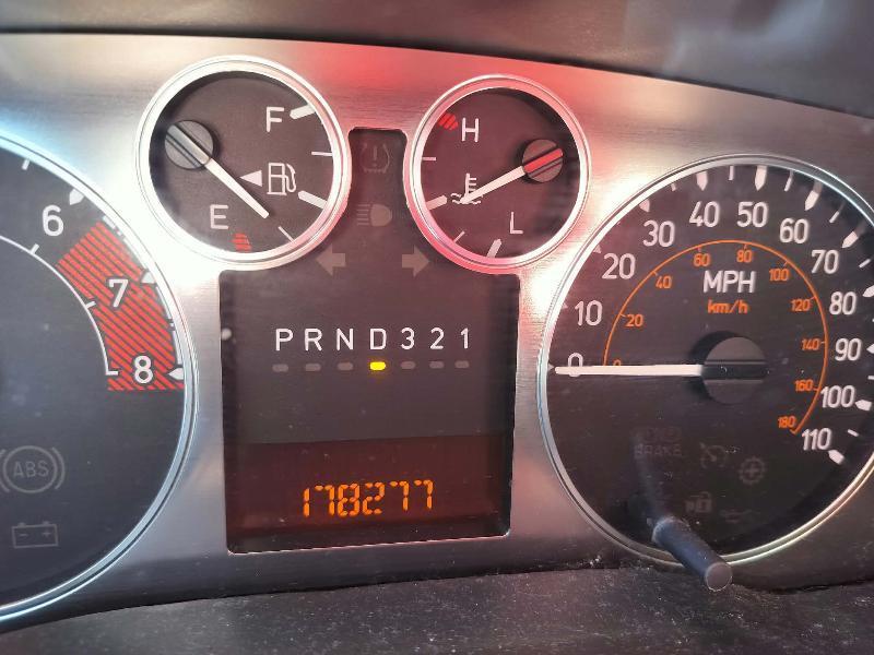 HUMMER H3 Base 2009