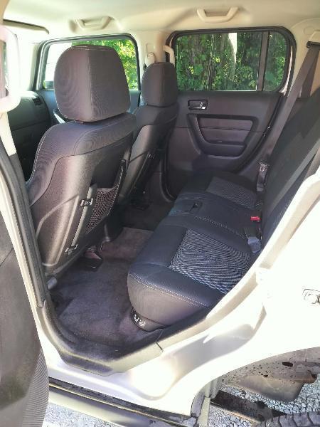 HUMMER H3 Base 2009