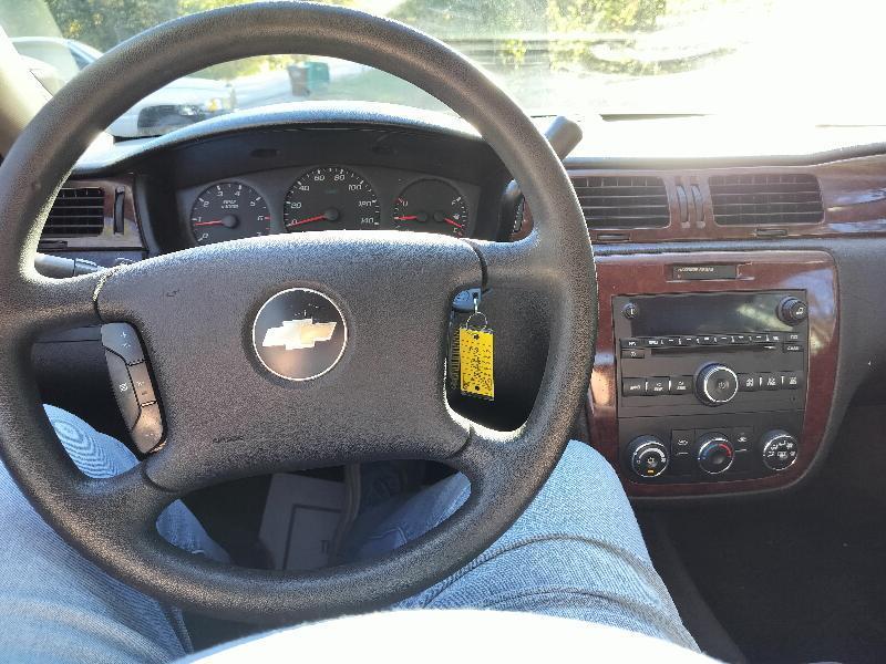 Chevrolet Impala LS 2008